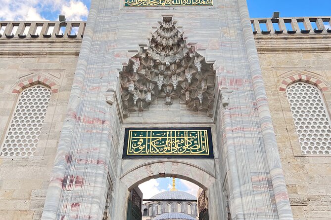 ISTANBUL BEST: Iconic Landmarks Full Day PRIVATE Guided City Tour - Grand Bazaar: how to handle the maze and still find something real