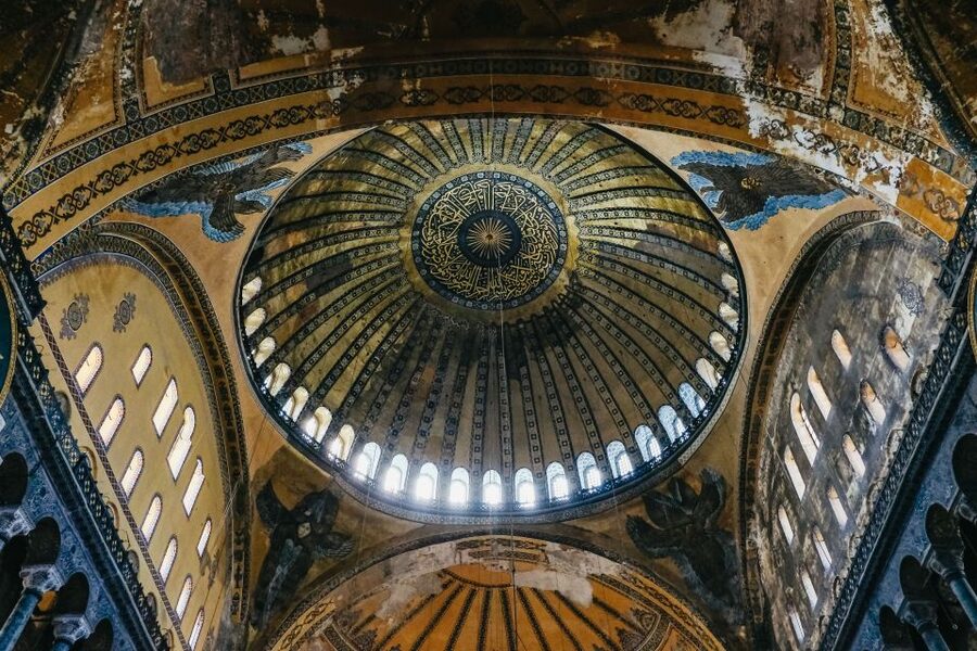 Istanbul: Best of the City 1, 2 or 3-Day Private Guided Tour - Day 2: Bosphorus ferry views, Dolmabahce Palace, Taksim, Istiklal, and the Spice Market