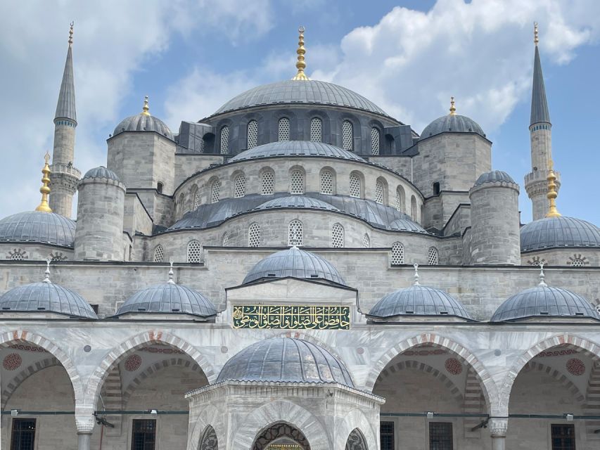 Istanbul Blue Mosque Guided Tour - Your 1-hour plan inside the Sultan Ahmed Mosque