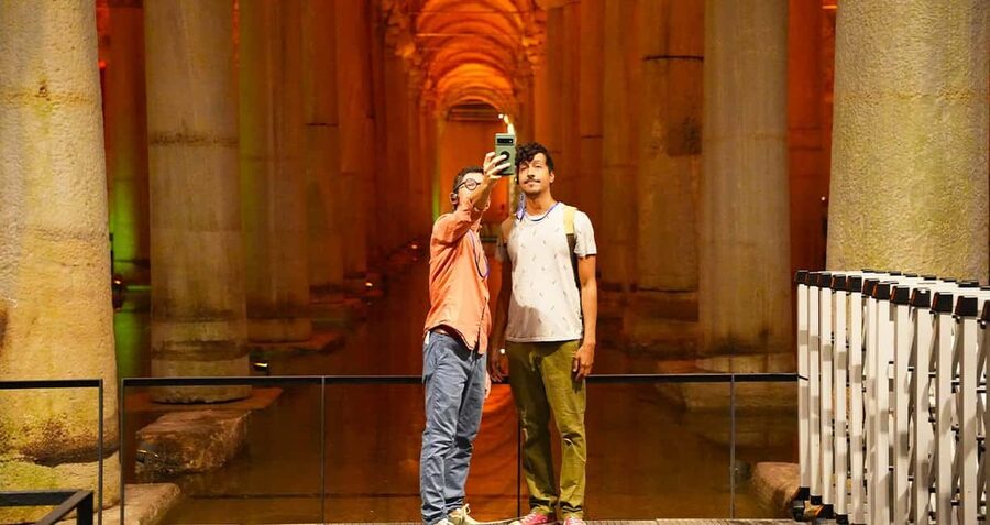 Istanbul: Blue Mosque Guided Tour & Basilica Cistern Ticket - The Flow of the Day: Walkable, But Manage Your Timing