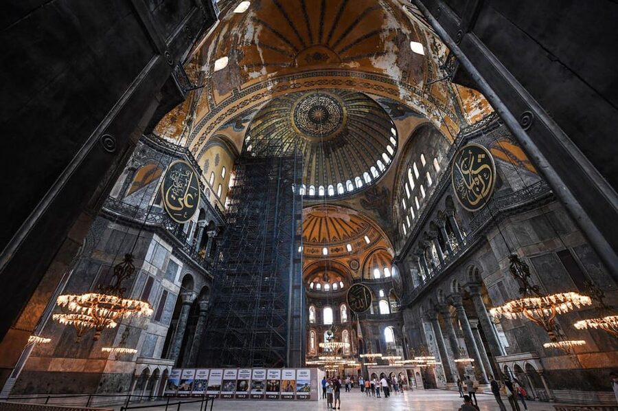 Istanbul: Blue Mosque, Hagia Sophia, & Basilica Cistern Tour - Old City extras: Million Stone and Hippodrome context