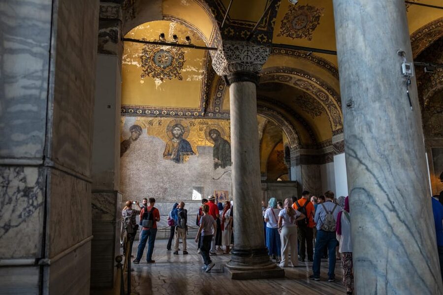 Istanbul: Blue Mosque & Hagia Sophia Guided Tour w/ Tickets - Getting to Sultanahmet: Galataport pickup and tram shortcut