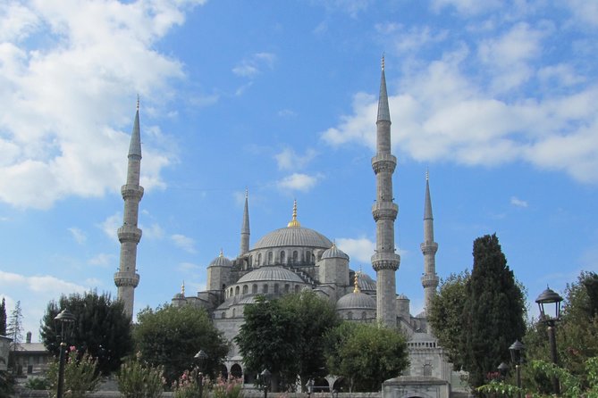 Istanbul: Blue Mosque & Hagia Sophia Small-Group Tour with ticket - Hagia Sophia Grand Mosque: What to Look For and What Can Change