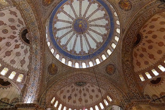 Istanbul: Blue Mosque & Hagia Sophia Small-Group Tour with ticket - Small-Group Logistics: How Not to Waste Time in Lines