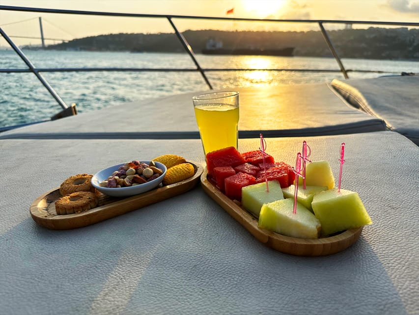Istanbul: Bosphorus and Golden Horn Sunset Yacht Cruise - Planning tips so you get the best views