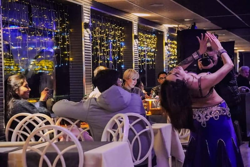 Istanbul: Bosphorus Cruise Dinner, Show & Alcoholic Drinks - The Istanbul route: Dolmabahçe to the Maiden’s Tower