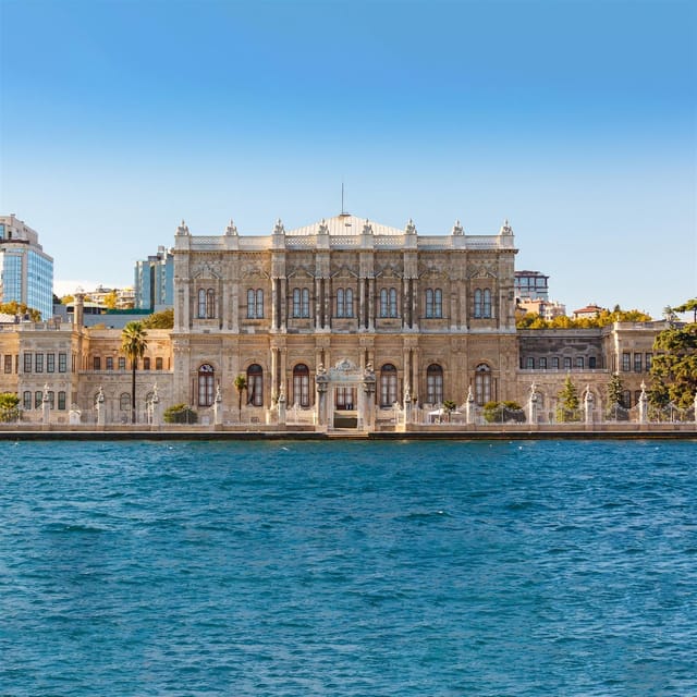 Istanbul: Bosphorus Cruise from Europe or Asia & Audio Guide - Audio guide and English commentary: helpful, but volume matters