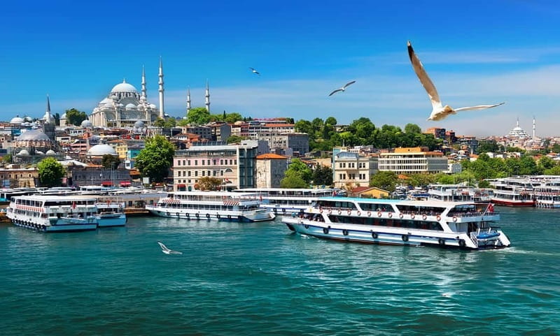 Istanbul: Bosphorus Cruise, Golden Horn, & Pierre Loti Hill - Pierre Loti Hill by bus, then the cable car down for skyline photos