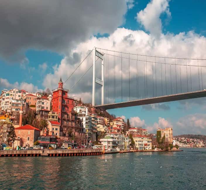 Istanbul: Bosphorus Cruise Morning or Sunset Boat Tour - Morning vs Sunset: Choose Your Light Like a Local