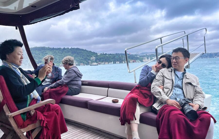Istanbul: Bosphorus Cruise with Stopover on the Asian Side - Fortresses, Palaces, and Ottoman-Style Power Seen From the Water