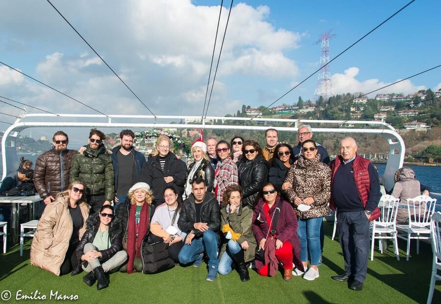 Istanbul: Bosphorus Dinner Cruise with Private Table & Show - Logistics that can make or break the night
