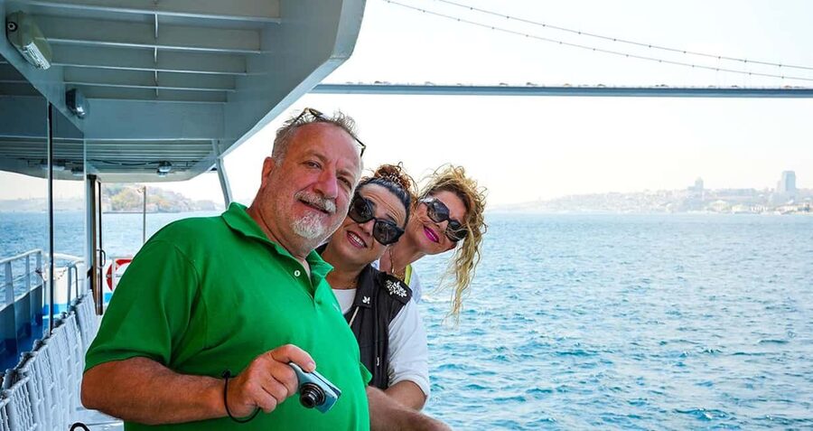 Istanbul: Bosphorus & Golden Horn Cruise Daytime or Sunset - The guide and audio: helpful context, but don’t count on perfect hearing