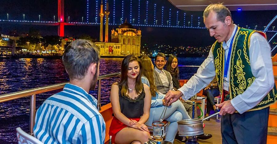 Istanbul: Bosphorus Night Dinner Cruise with Private Table - Key Points at a Glance
