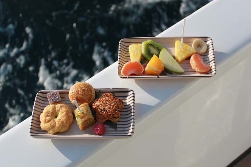 Istanbul: Bosphorus Private Guided Yacht Cruise with Snacks - Bosphorus Bridges and the Villa Stretch: How to Read the Waterfront