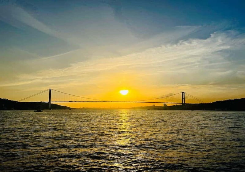 Istanbul: Bosphorus Private Guided Yacht Cruise with Snacks - Maiden’s Tower and the Galataport Finish: The Ending Views Matter