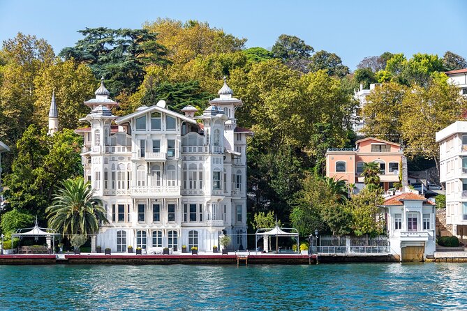 Istanbul Bosphorus Sightseeing Cruise with Audio Guide - Dolmabahçe Palace From the Water: When Ottoman Power Looked European