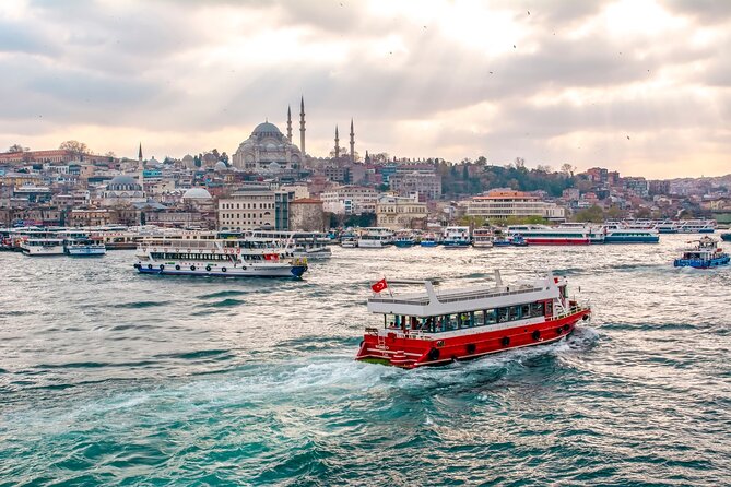 Istanbul Bosphorus Sightseeing Cruise with Audio Guide - Beylerbeyi Palace: A Summer Residence With a Visible, Ornate Presence