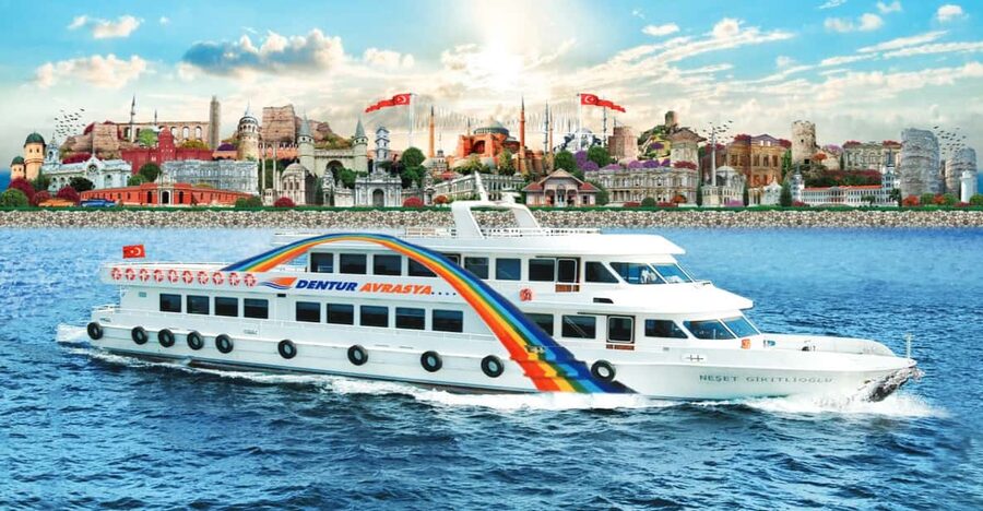 Istanbul: Bosphorus Sightseeing Cruise with Sunset Option - Key things to know before you go