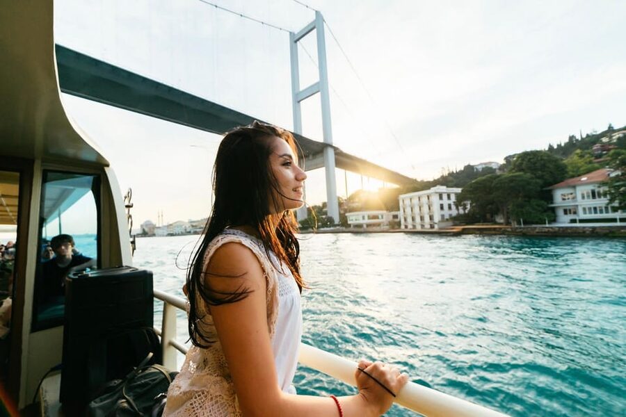Istanbul: Bosphorus Strait Sightseeing Cruise & Audio Guide - Dolmabahçe Palace pass-by and photo time: starting with Istanbul’s big-name palace