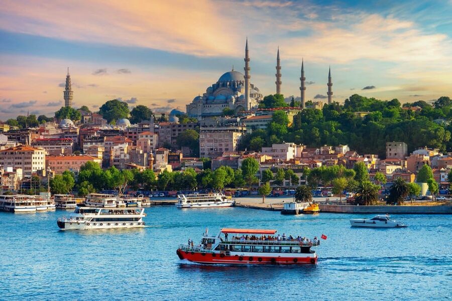 Istanbul: Bosphorus Strait Sightseeing Cruise & Audio Guide - Getting to Dentur Avrasya Kabataş İskelesi (and avoiding the first stress)