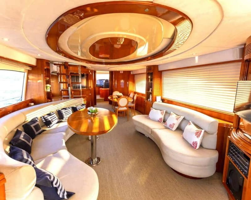 Istanbul: Bosphorus Sunset or Night Yacht Cruise & Transfers - Fortresses and Bridges: The Europe-Asia Part You Feel