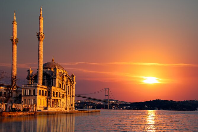 Istanbul Bosphorus Sunset Yacht Cruise with Snack and Refreshment - Rumeli Hisarı: Ottoman fortress at the Bosphorus narrow point