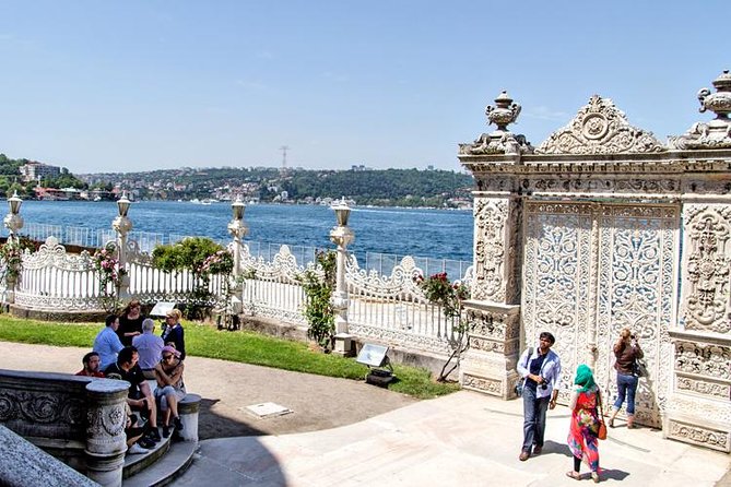 Istanbul Bus and Boat: 5 Hours Guided City Tour & Boat Cruise - The big picture: bus plus boat is the quickest Istanbul orientation