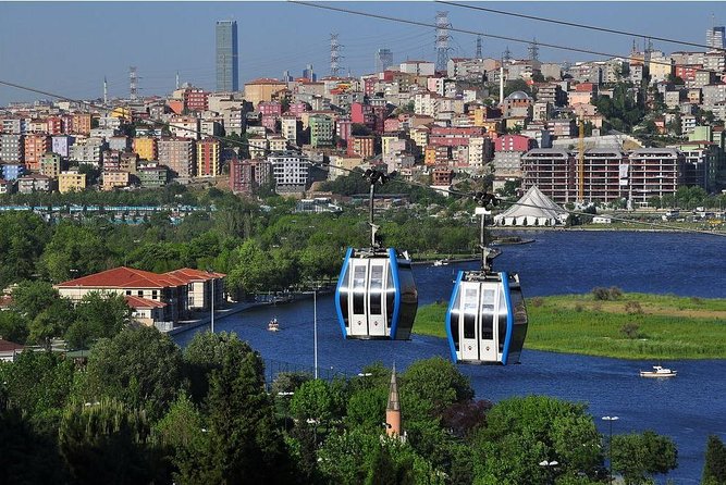 Istanbul Bus and Boat: 5 Hours Guided City Tour & Boat Cruise - Landmarks on the route: how the tour connects the dots