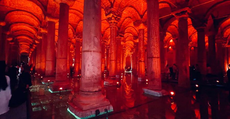 Istanbul: City Highlights- Skip Lines- All tickets included - Blue Mosque, Sultan Ahmed Mosque: Dress Right and Expect Smooth Guidance