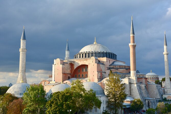 Istanbul Classics and Bosphorus Cruise Private Tour - Hagia Sophia Grand Mosque: The One Stop That Changes the Mood