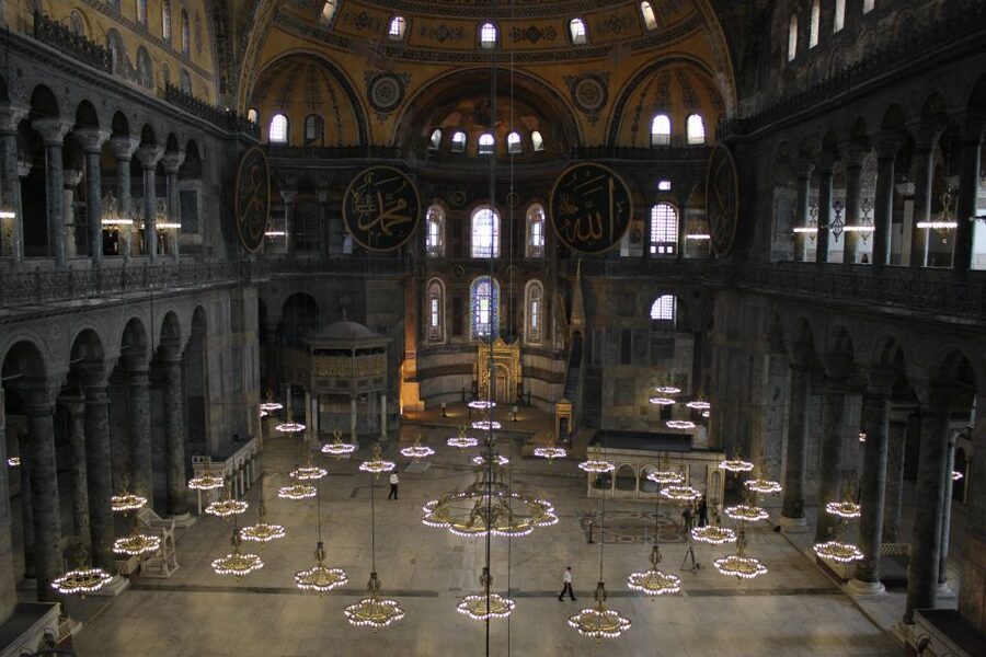 Istanbul Classics Half-Day Morning Tour - Small group guiding: the difference between facts and a story