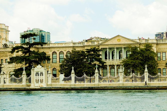 Istanbul Combo: Bosphorus Cruise & Dolmabahce Tour - Transport Reality Check: When the Day Feels Smooth vs. When It Doesn’t