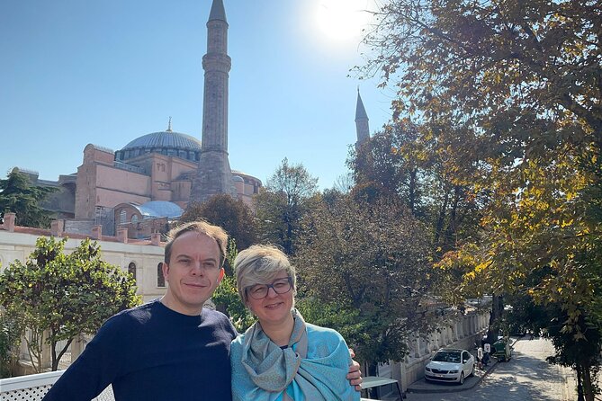 Istanbul Combo: Classic City Tour and Bosphorus Cruise - When the schedule shifts: Friday mosque hours and Sunday bazaar closure
