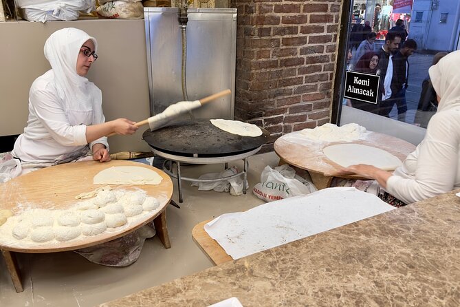 Istanbul Culinary Tour: Local Hotspots and Gourmet Street Foods - Funicular Ride Included, Without Making It the Point