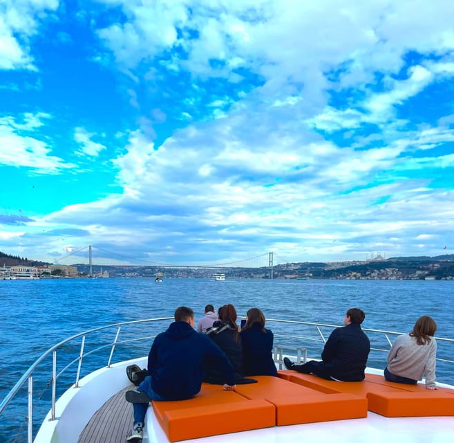 Istanbul: Daytime Bosphorus Yacht Cruise with Fruit & Snacks - Comfort and timing: why 2 hours feels right