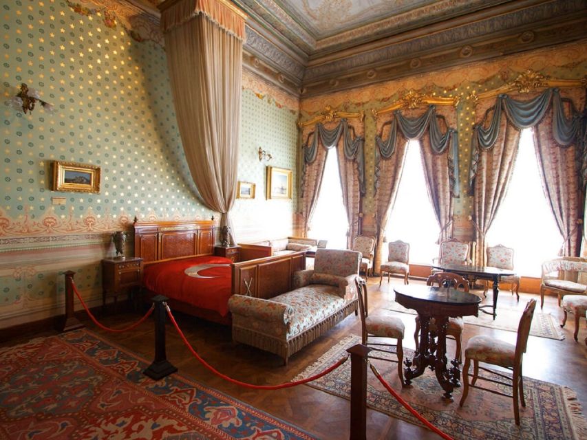 Istanbul: Dolmabahçe Palace and Uskudar Guided Tour - Quick Practical Tips So Your Day Feels Easy