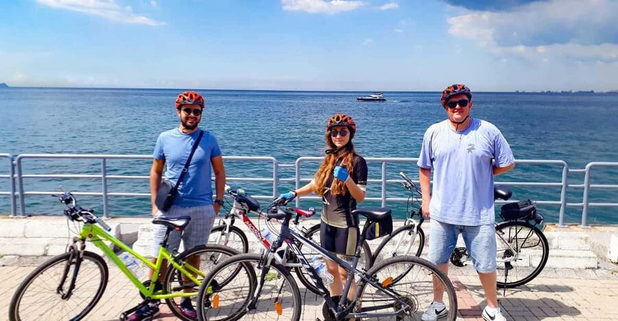 Istanbul: Eurasia Bike & Boat Half-Day Tour - Balat to Uskudar: The “two continents” setup that actually works