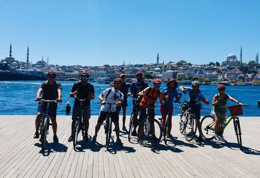 Istanbul: Eurasia Bike & Boat Half-Day Tour - Moda break: café time with Princes’ Islands views