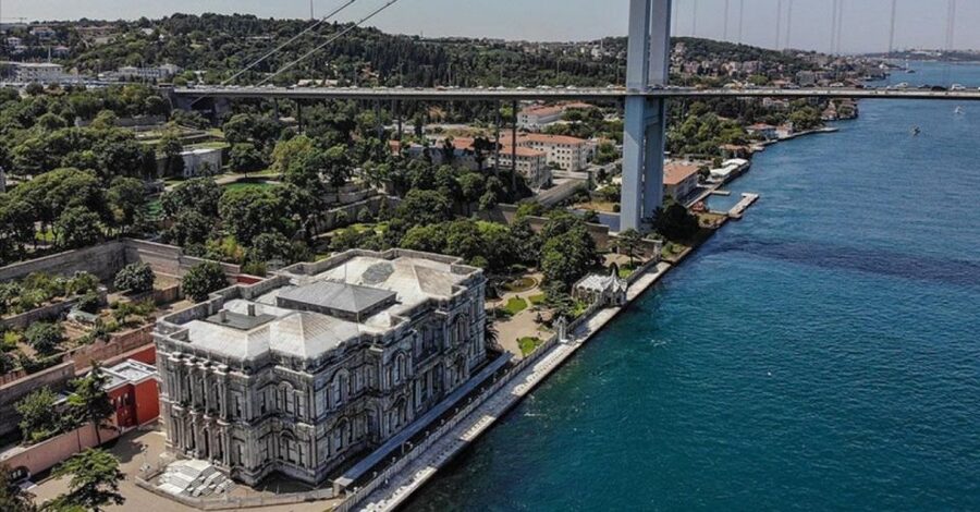 Istanbul: Europe and Asia Tour By Bus And Bosphorus Cruise - The Bosphorus boat cruise: the best payoff per minute