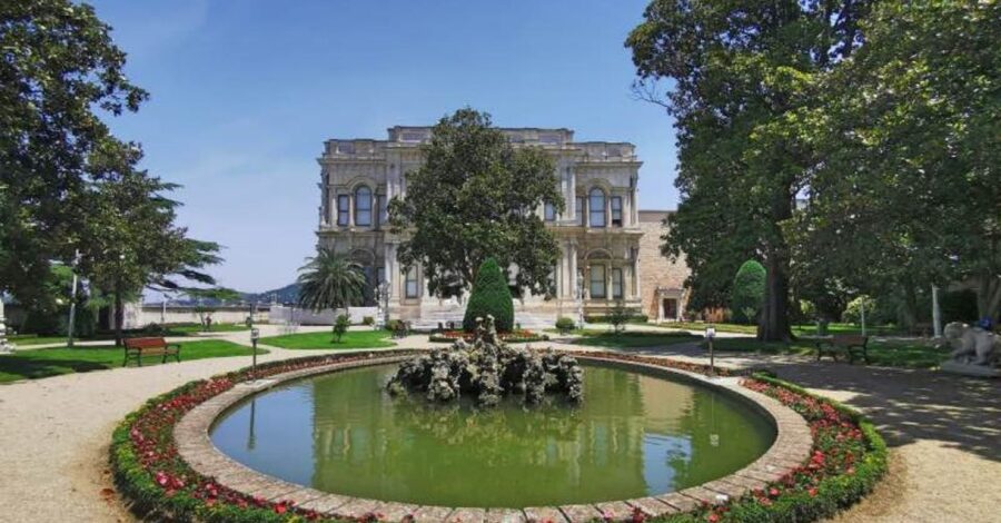 Istanbul: Europe and Asia Tour By Bus And Bosphorus Cruise - Cable car down to Eyüp’s lower streets, then Balat on foot