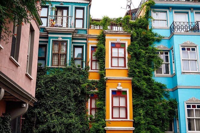 Istanbul: Fener Balat Historical Walking Tour - The walking pace: moderate fitness, lots of small turns