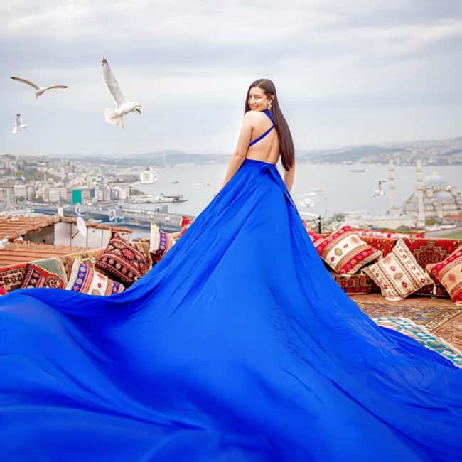 Istanbul: Flying Dress Photoshoot at Rooftop Terrace - Why This Flying Dress Rooftop Session Works in Istanbul