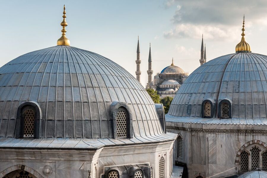 Istanbul: Full-Day Highlights Tour with Guide and Lunch - Sultanahmet Squares and the “Pause for Photos” Breaks