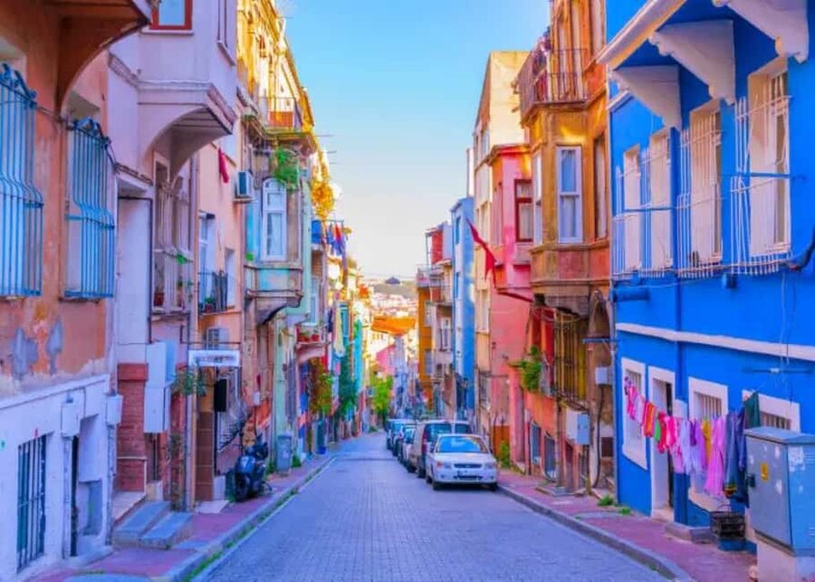Istanbul: Full-Day Old City Tour And Sunset Bosphorus Cruise - Morning start: Suleymaniye Mosque and the Istanbul you can read