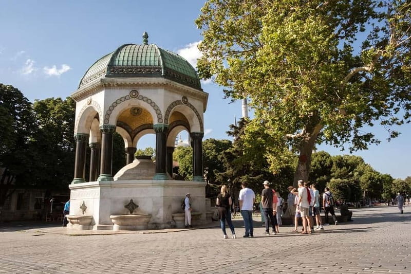 Istanbul: Full Day Private Guided Tour for Iconic Landmarks - Lunch Break Near the Route, Then Topkapi Palace