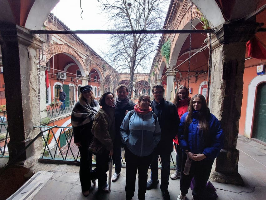 Istanbul Grand Bazaar: From Rooftops to the Secret Passages - Stairs, stamina, and who should book