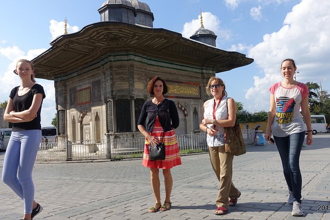 Istanbul Guided Tour Hagia Sophia, Topkapi, Cistern with Tickets - Skip-the-line tickets: what you really save