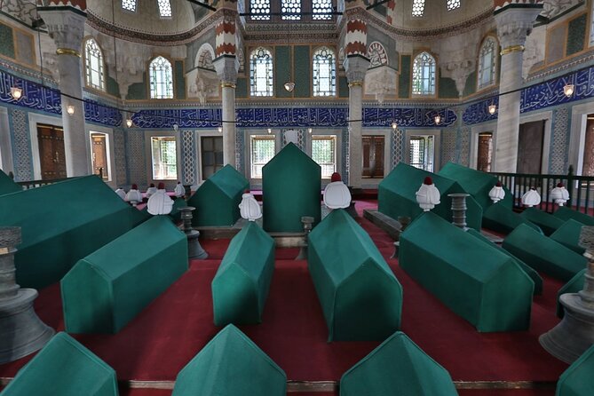 Istanbul: Hagia Sophia & Blue Mosque Guided & Small-Group Tour - Hippodrome of Constantinople: Ancient Monuments in a Small Space