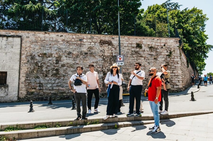 Istanbul: Hagia Sophia, Blue Mosque, Suleymaniye Mosque Tour - Hagia Sophia: How 1,500 Years Changes What You See