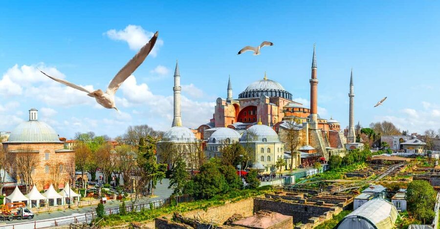 Istanbul: Hagia Sophia Entry Ticket with Audio Guide - Dress code and mosque rules that affect how comfortable you feel